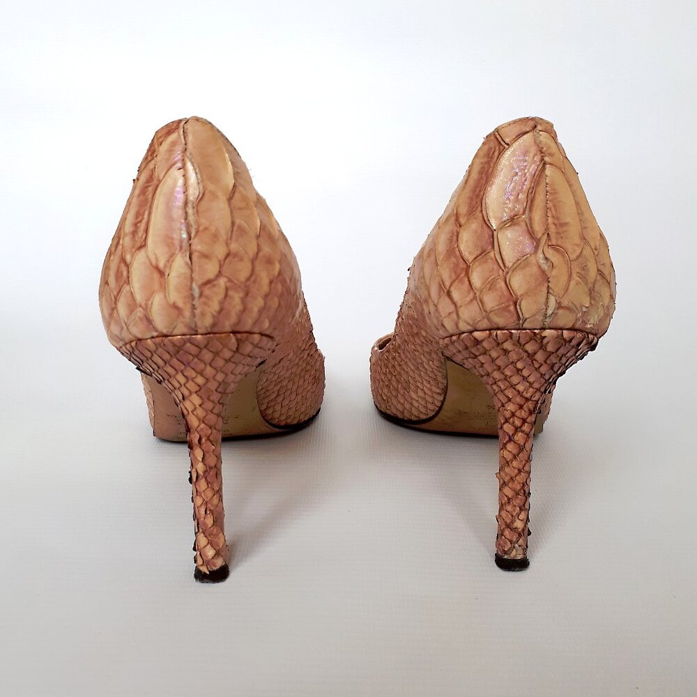 CAVALLINI Leather Pumps with Pointy Toe in Iridescent Pink Snakeskin - Picture 4 of 15